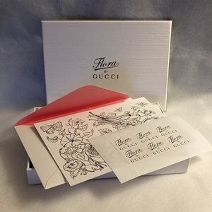 NWOT - Flora BY GUCCI Textured Boxed Stationery
